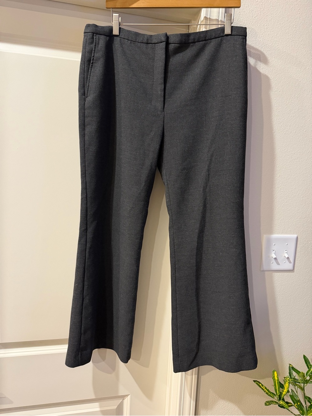 Zara Black Straight-Leg Trousers